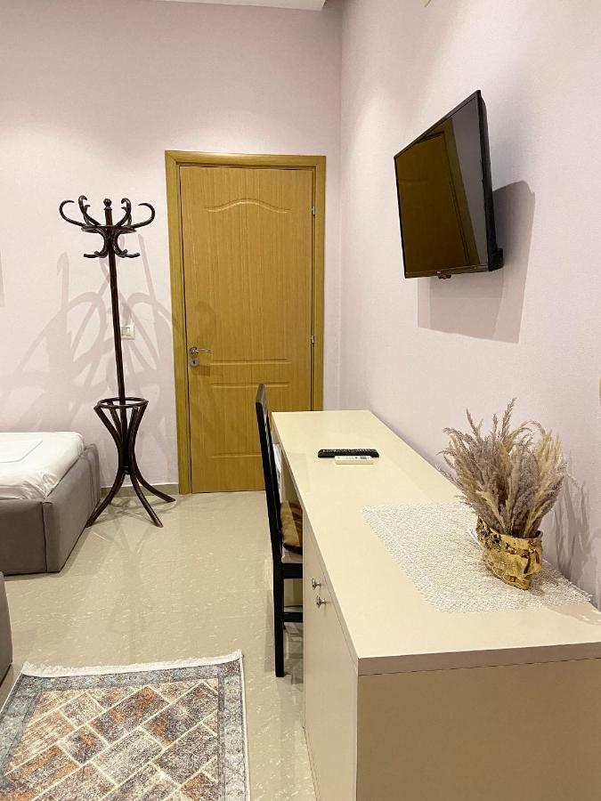 Guesthouse Niko Berat Kültér fotó